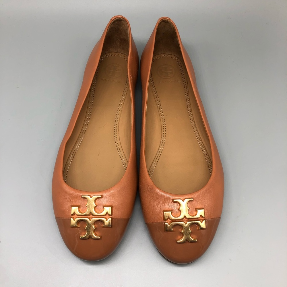 Tory Burch Chelsea cap toe logo ballet flats